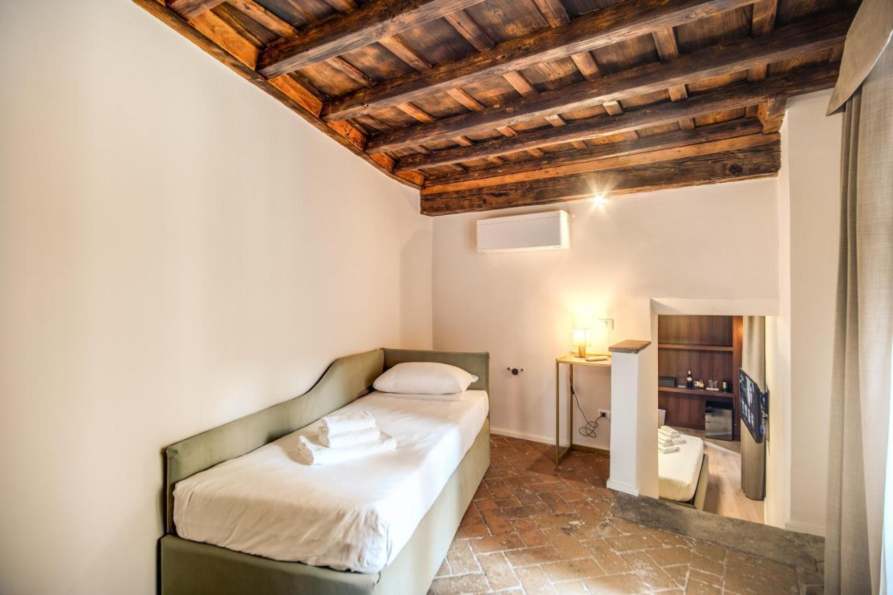 Capranica Private Suites Рим Екстер'єр фото